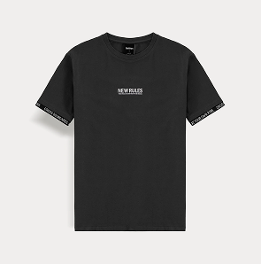 Футболка с лентой