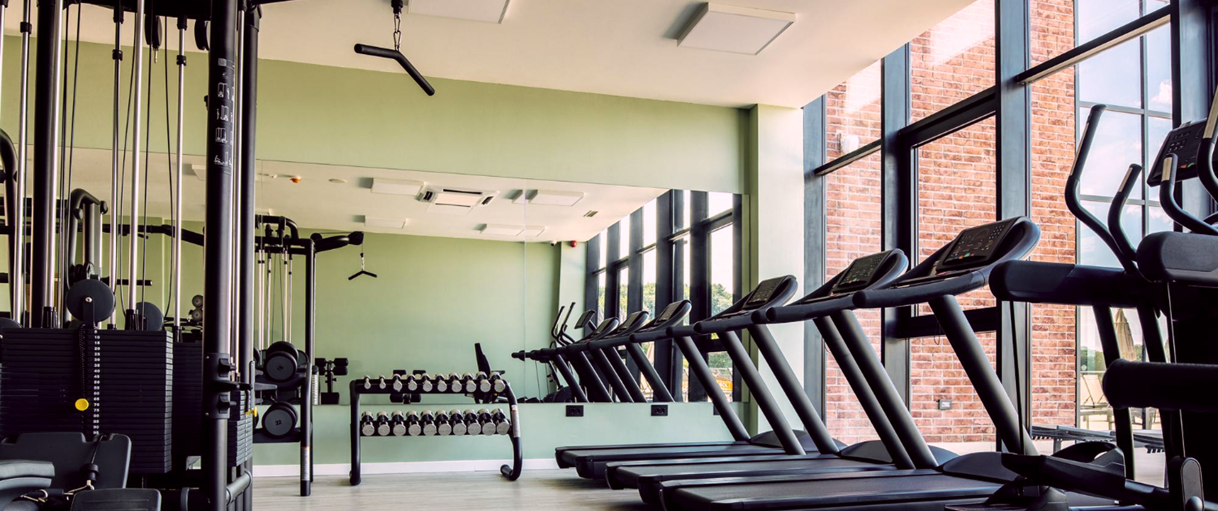 Современный спортивный зал Fit.Studio